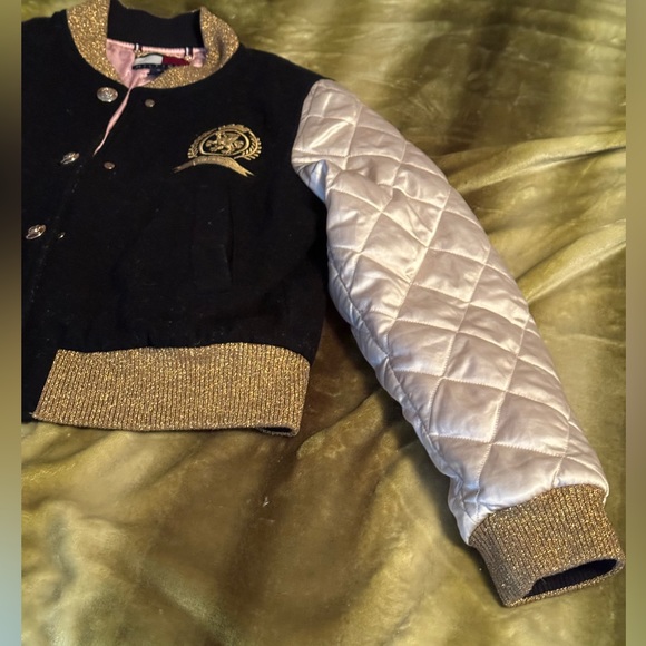 250$ drop Tommy Hilfiger gold glitter Varsity S - Picture 8 of 10